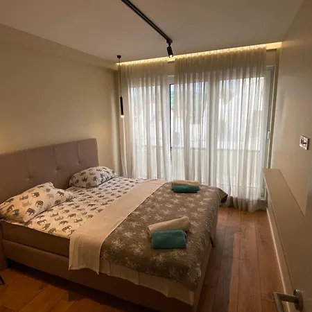 Vi Lux Apartment *