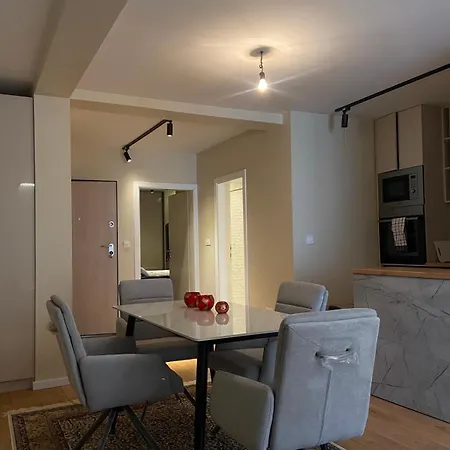 Apartment Vi Lux *