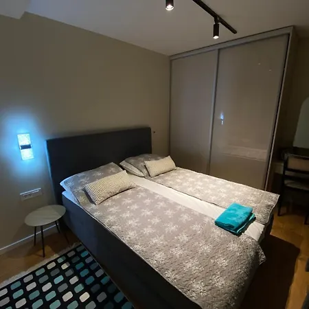 Vi Lux Високо